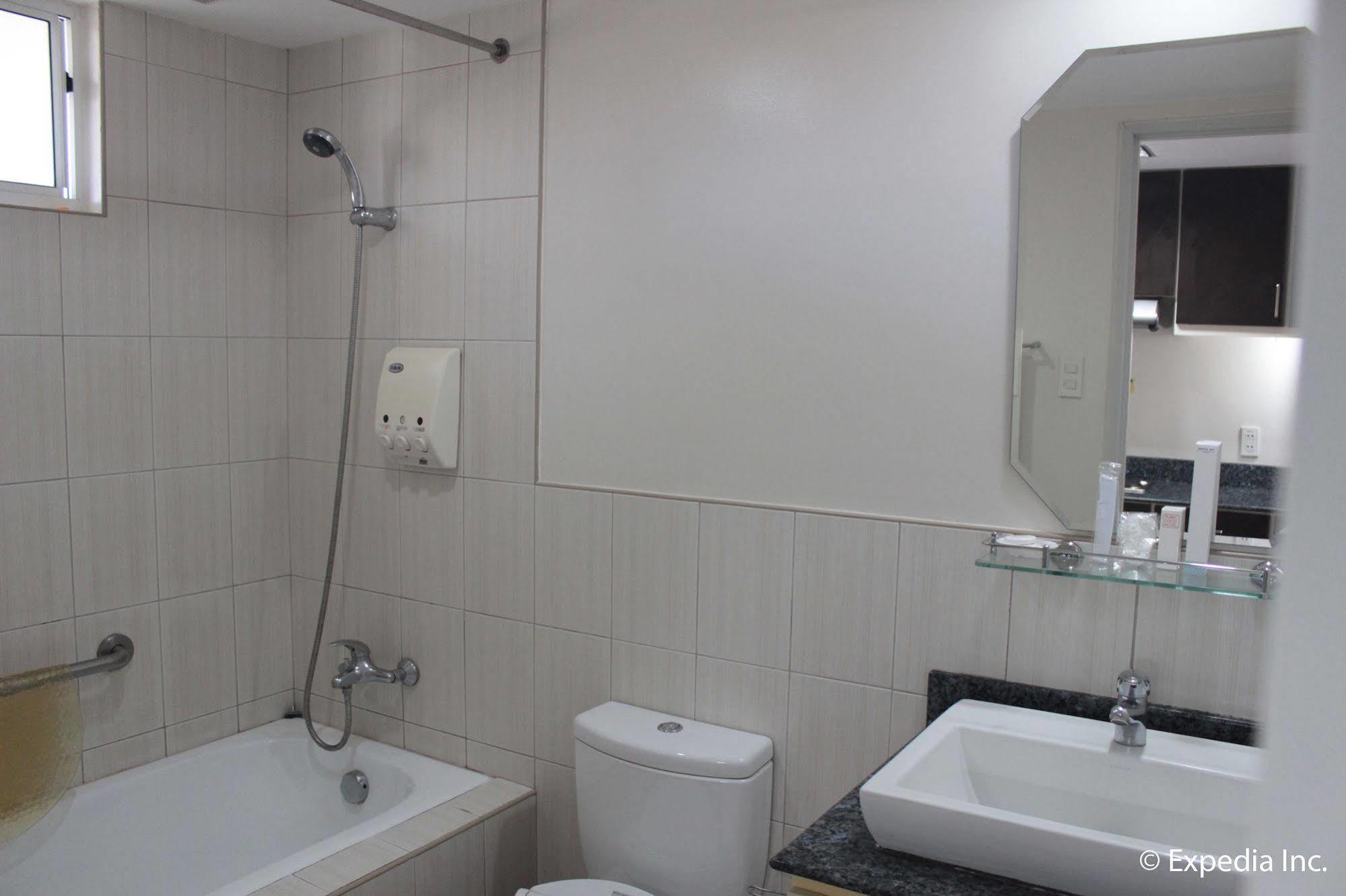 Subic Coco Hotel Olongapo Exterior photo